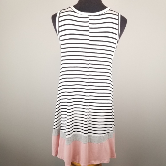 Bellamie striped sleeveless dress with pockets - Picture 6 of 9